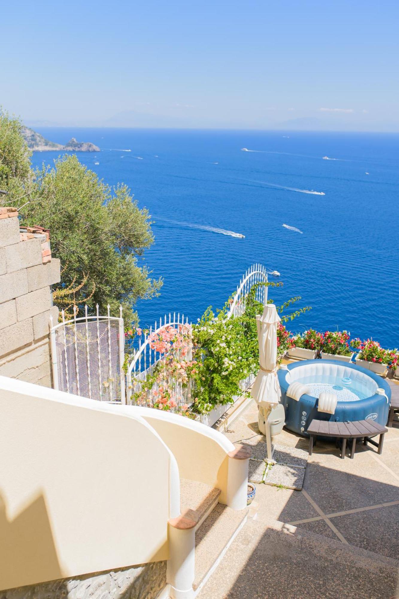 Villa Cristina-No Steps-Amalfi Coast Views -Near Attractions-Hot Tube Praiano Exterior foto