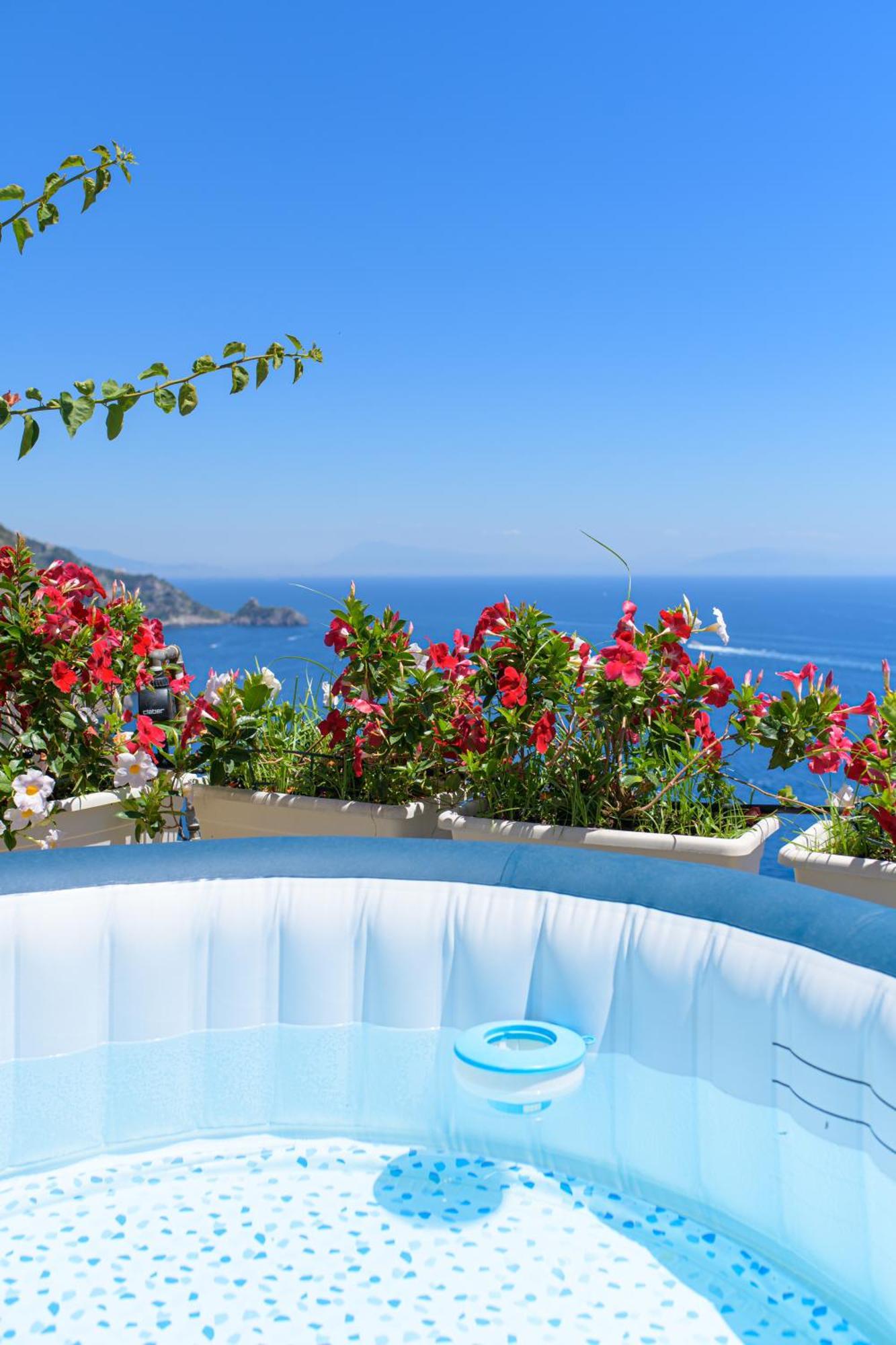 Villa Cristina-No Steps-Amalfi Coast Views -Near Attractions-Hot Tube Praiano Exterior foto